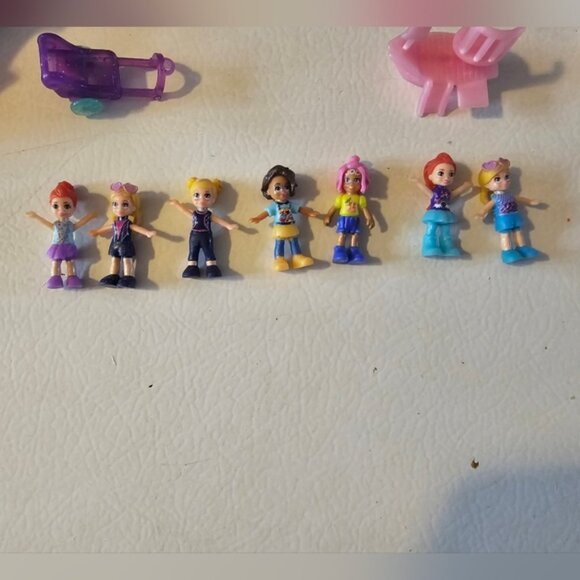 Polly Pocket Playsets and figures - Picture 2 of 8